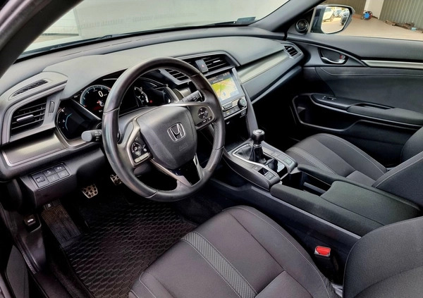Honda Civic cena 68900 przebieg: 41961, rok produkcji 2018 z Bogatynia małe 277